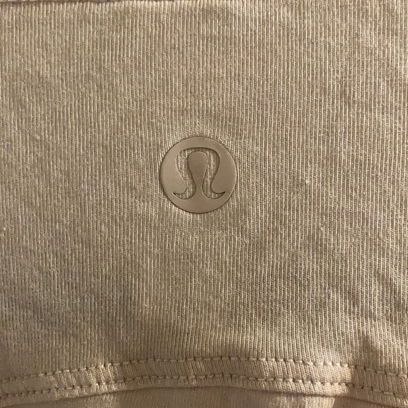 Lulu lemon size 12 pale pink wrap top - Picture 5 of 8